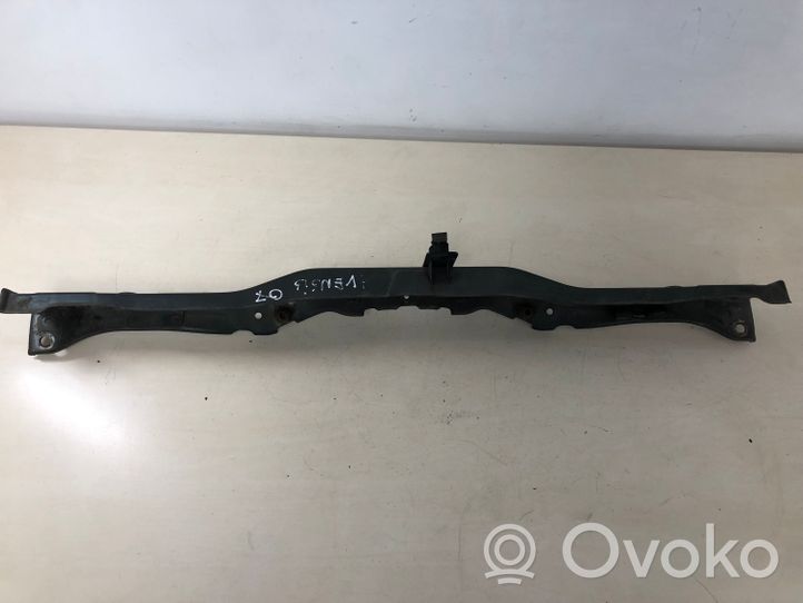 Toyota Avensis T250 Staffa del pannello di supporto del radiatore parte superiore 