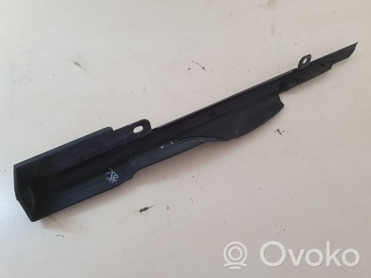 Nissan Qashqai Panel wykończeniowy błotnika 66899JD000