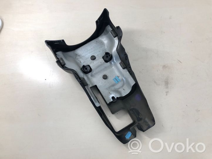 Volvo V50 Rivestimento del piantone del volante 30680133