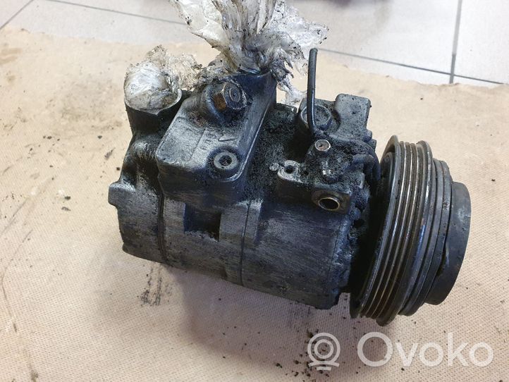 Audi A8 S8 D2 4D Compressore aria condizionata (A/C) (pompa) 4D0260805C