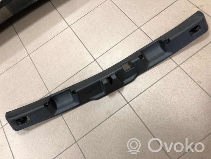 Mercedes-Benz GLE (W166 - C292) Rivestimento di protezione sottoporta del bagagliaio/baule A1667403600