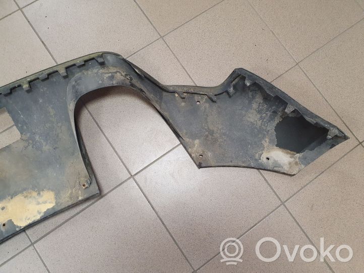 Volkswagen Transporter - Caravelle T5 Rivestimento della parte inferiore del paraurti posteriore 