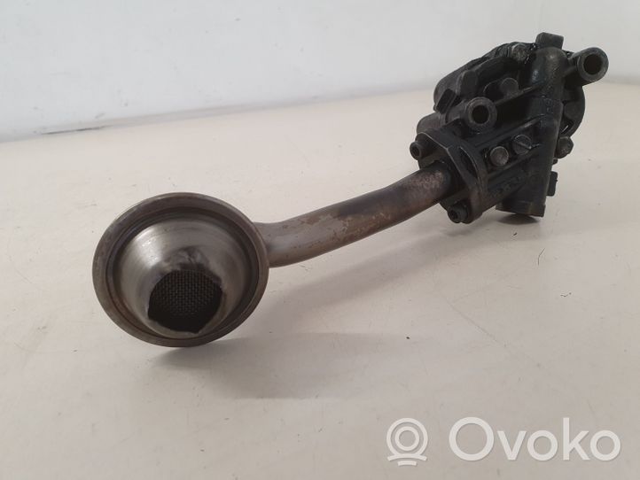 Audi A4 S4 B5 8D Pompa dell’olio 026115153A