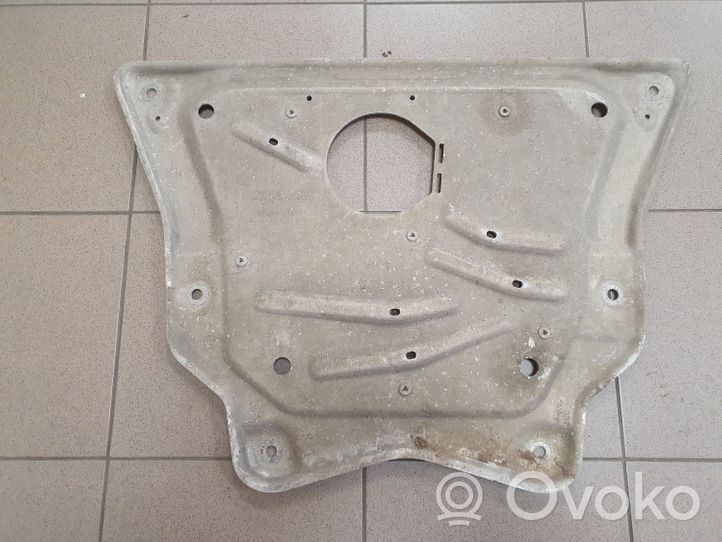 BMW X5 F15 Protezione anti spruzzi/sottoscocca del motore 6853814