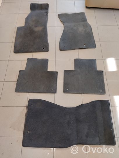 Audi A8 S8 D2 4D Kit tapis de sol auto 