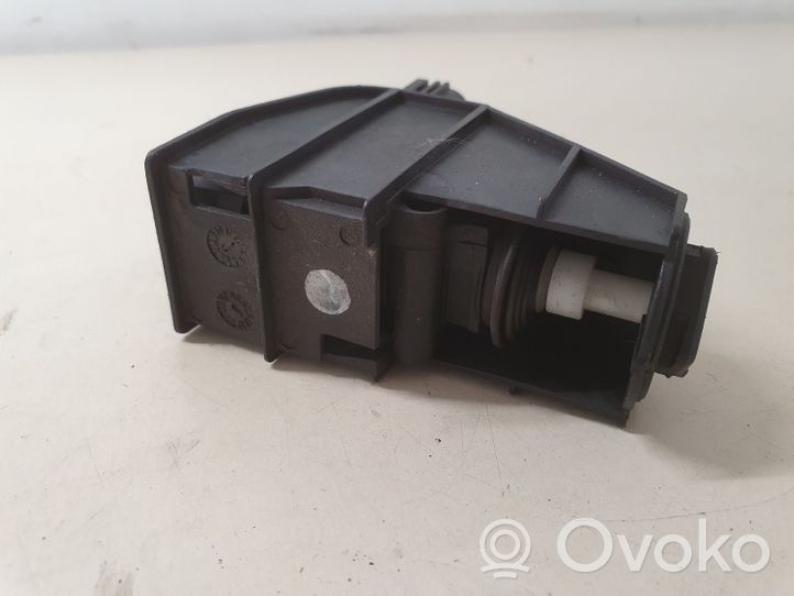 Ford S-MAX Fuel tank cap lock motor 6M21220A20AC