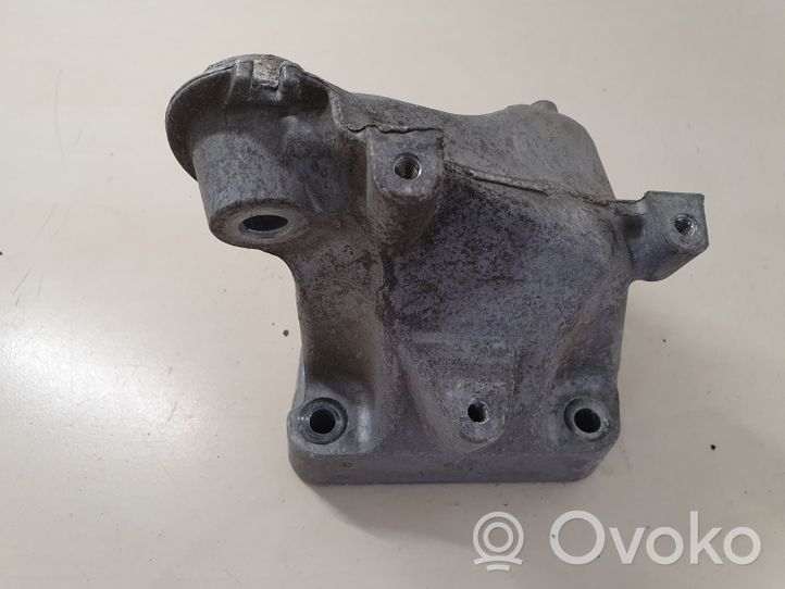 Mercedes-Benz GLS X166 Engine mounting bracket A6422236304