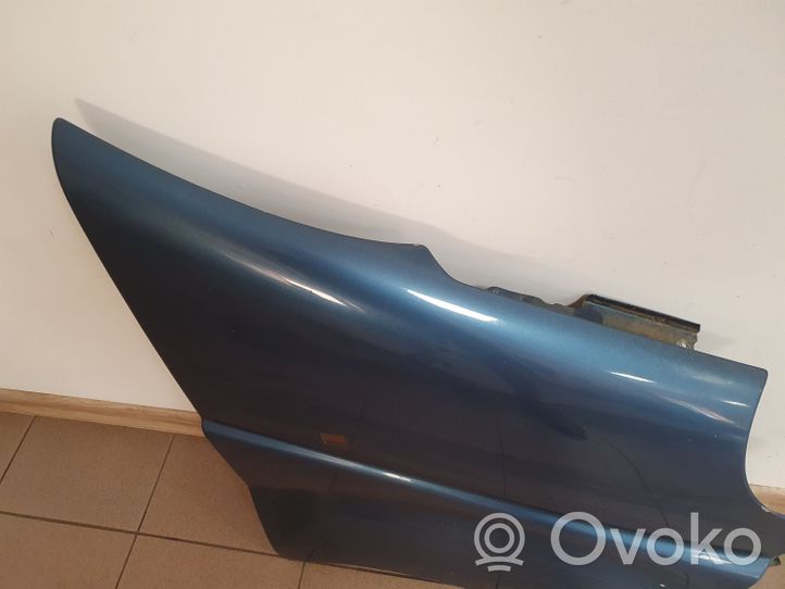 Opel Vivaro Fender 