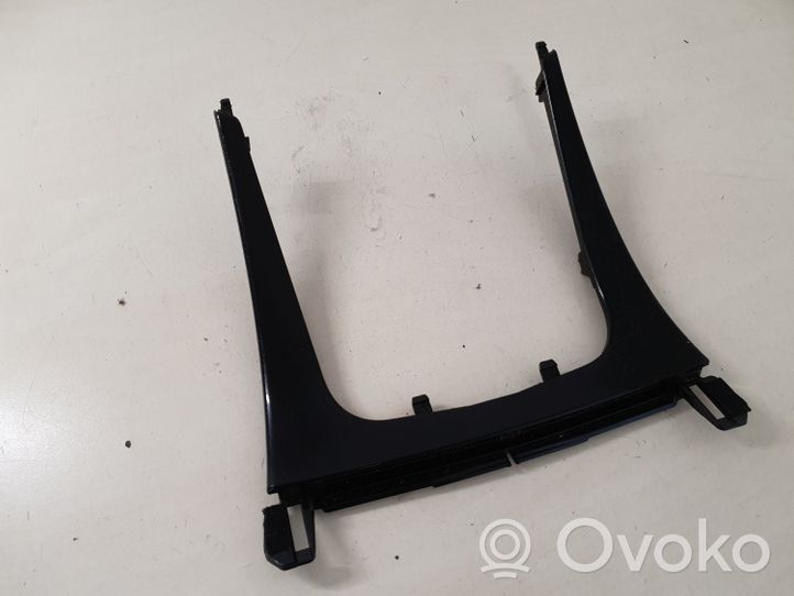 Opel Insignia A Pavarų perjungimo svirties apdaila (plastikinė) 13245741