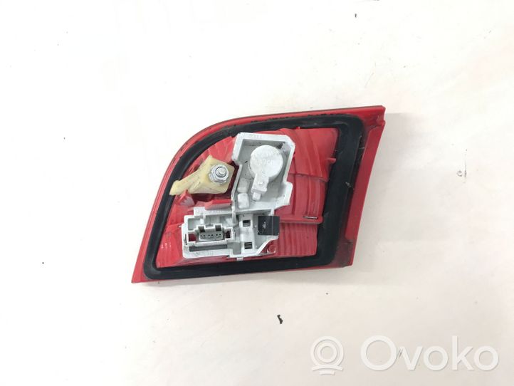 Audi A3 S3 8P Lampy tylnej klapy bagażnika 8P494509309S