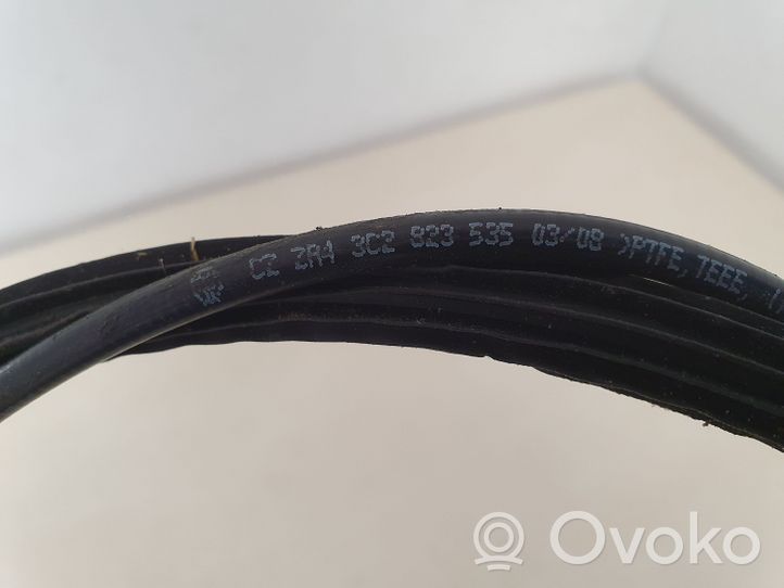 Volkswagen PASSAT B6 Cable de apertura del capó/tapa del motor 3C2823535