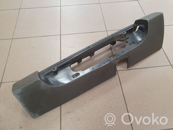 Opel Vivaro Moulure feu arrière 93857722