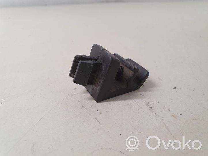 Iveco Daily 3rd gen Clip/gancio/supporto per aletta parasole 