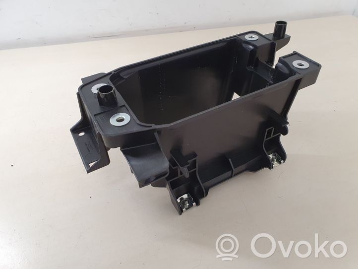 Audi Q2 - Rivestimento in plastica cornice della leva del cambio 81A863531