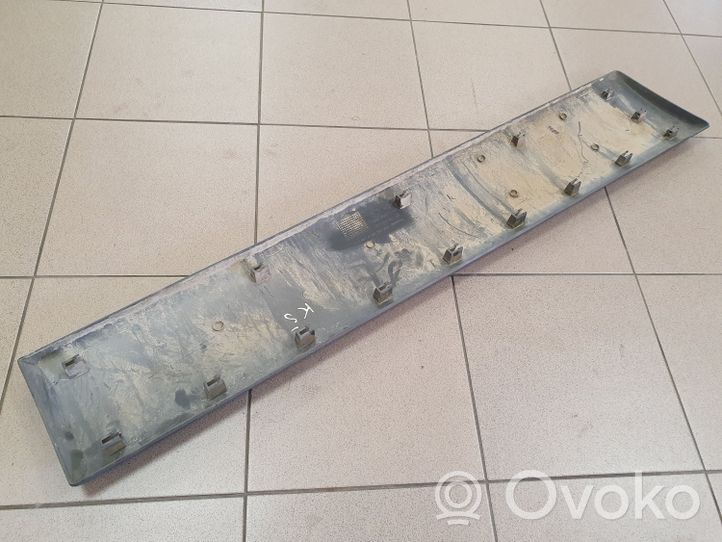 Opel Vivaro Sliding door trim (molding) 8200036093