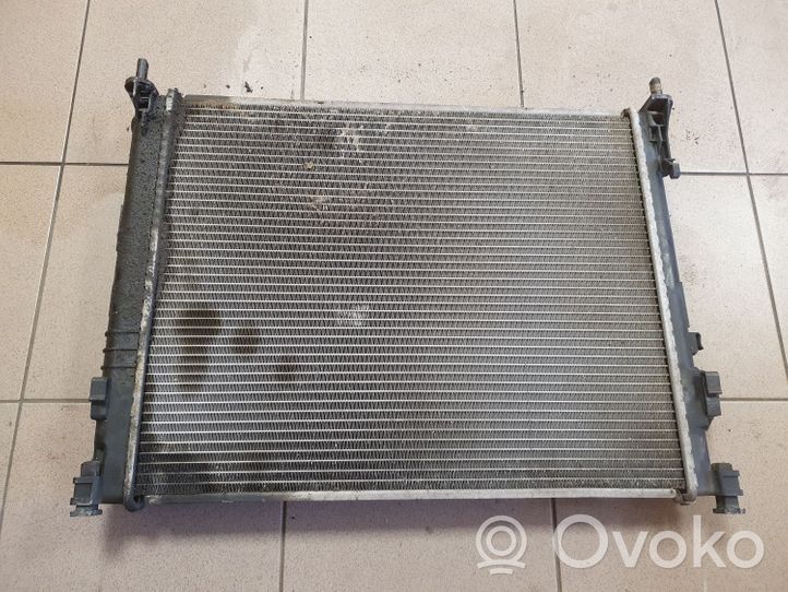 Opel Vivaro Jäähdyttimen lauhdutin 63025A