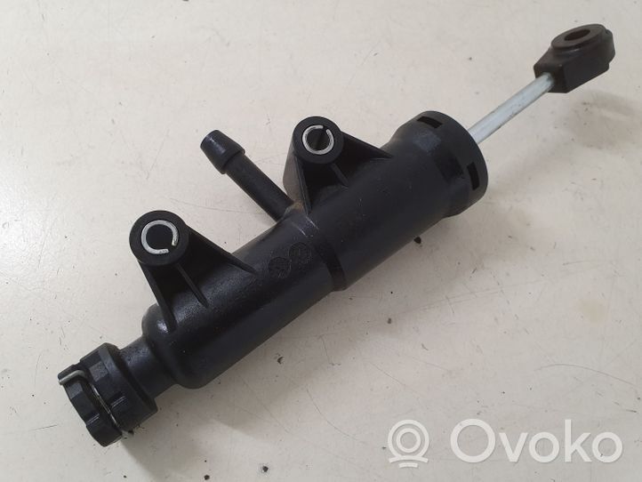 Mercedes-Benz Vito Viano W639 Główny cylinder sprzęgła A6392900112