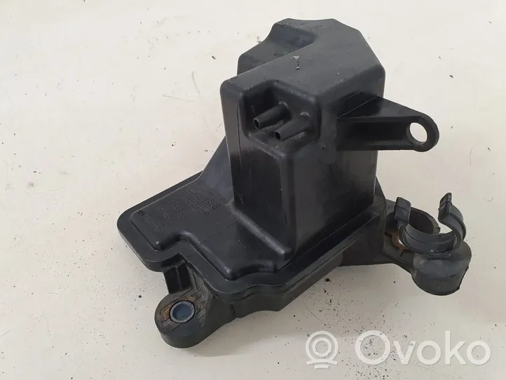 Ford C-MAX I Vacuum air tank 9646411180