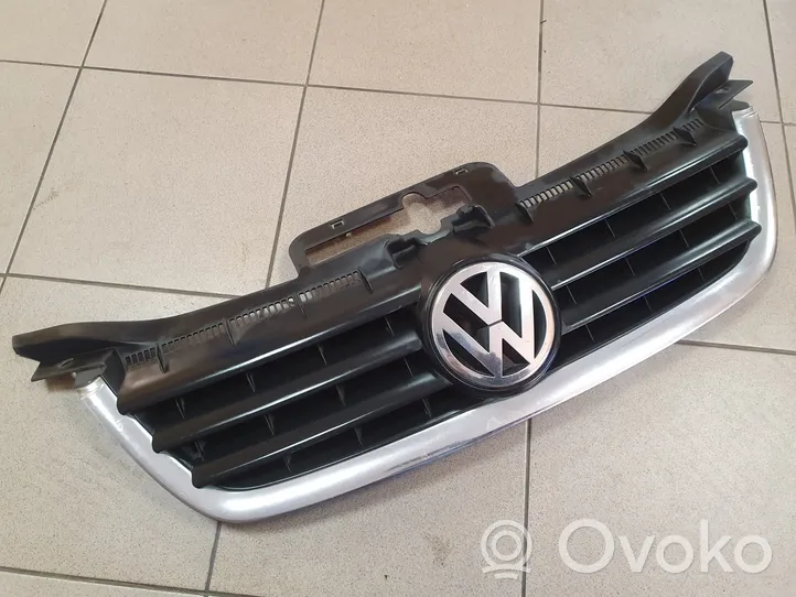 Volkswagen Touran I Grille calandre supérieure de pare-chocs avant 1T0853651