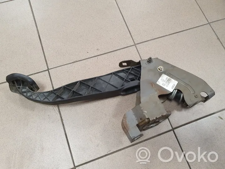 Volkswagen Multivan T5 Clutch pedal 7H1721059E