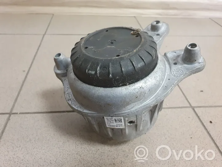 Mercedes-Benz C W205 Soporte de montaje del motor A2052406717