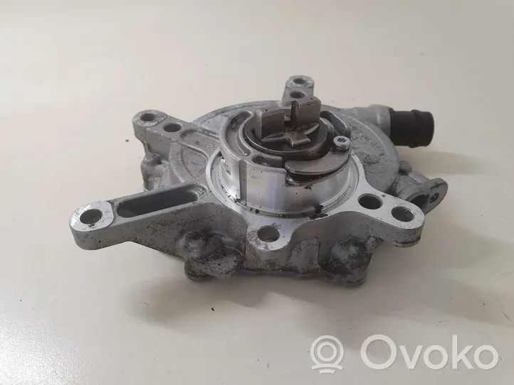 Mercedes-Benz C W205 Pompe à vide A2762300265