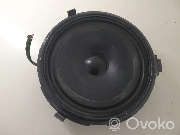 Mercedes-Benz C W203 Subwoofer-bassokaiutin A2038200802