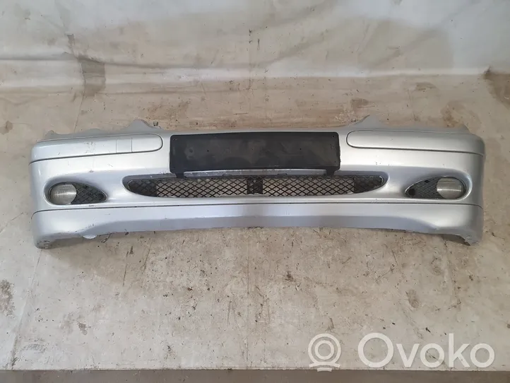 Mercedes-Benz C W203 Front bumper 