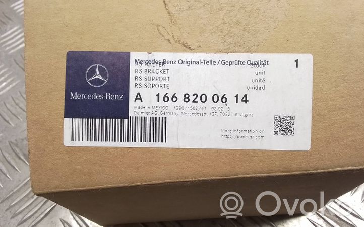 Mercedes-Benz GL X166 Uchwyt / Mocowanie lampy przedniej A1668200614