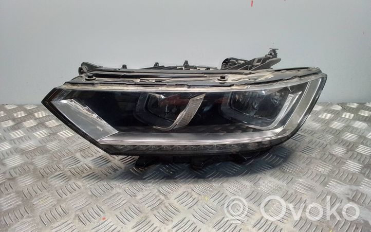 Volkswagen PASSAT B8 Lampa przednia 3G1941035L