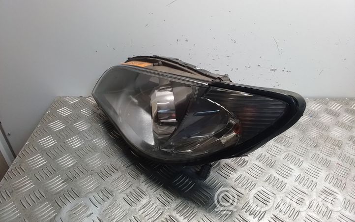 Subaru Impreza II Lampa przednia 