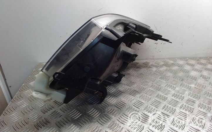 Ford Ranger Lampa przednia 1017176