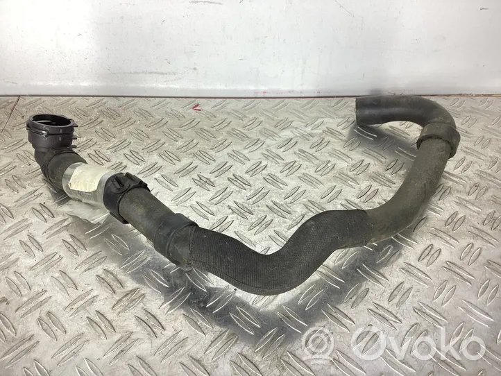 Volkswagen Tiguan Durite de refroidissement tube 5N0121051F