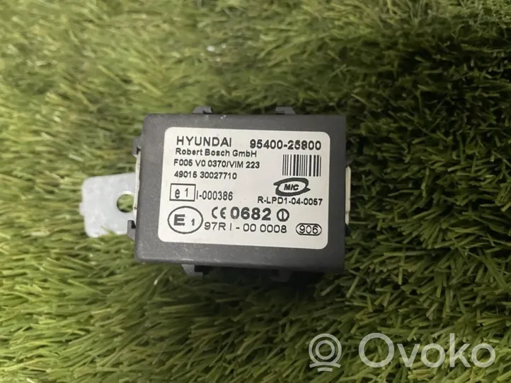 Hyundai Accent Calculateur moteur ECU 9540025800