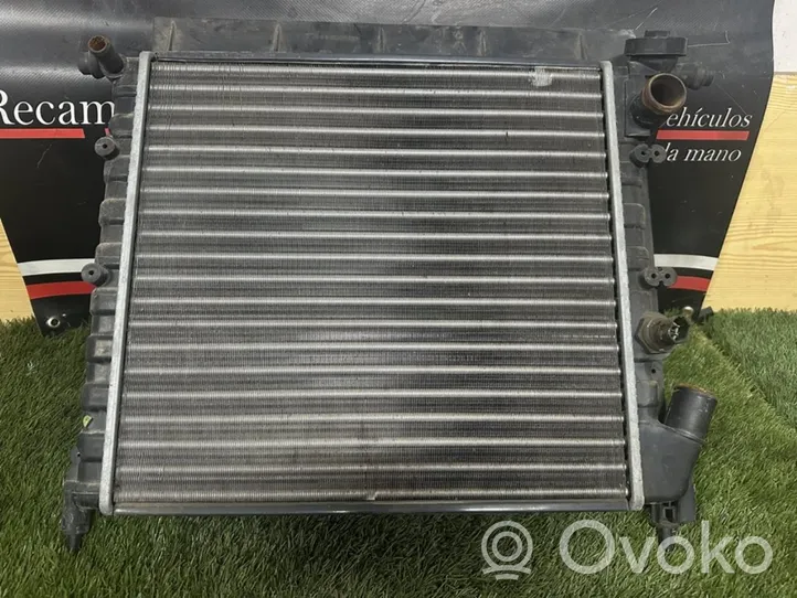 Renault Rapid Radiateur de refroidissement 7700805486