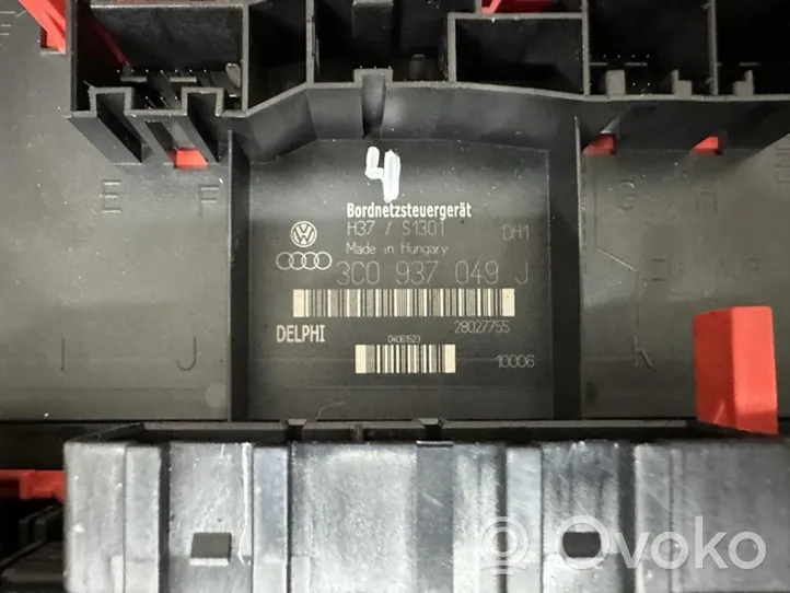 Volkswagen PASSAT Fuse module 3C0937049J