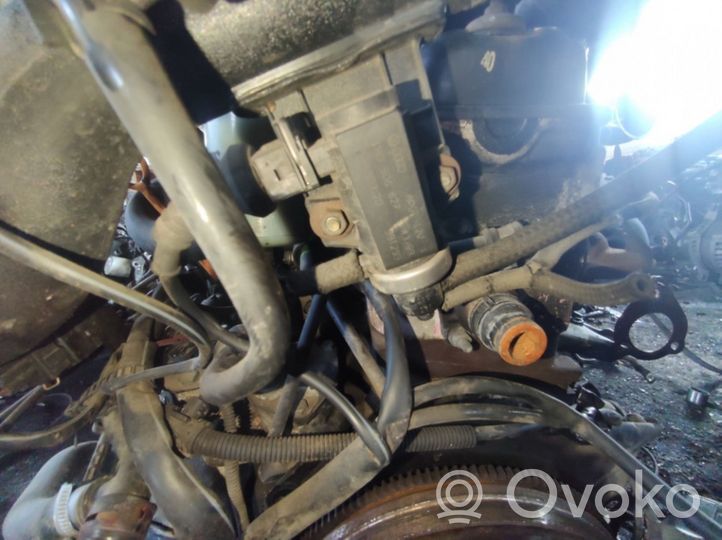 Audi A4 S4 B5 8D Turbo solenoid valve 1h0906627
