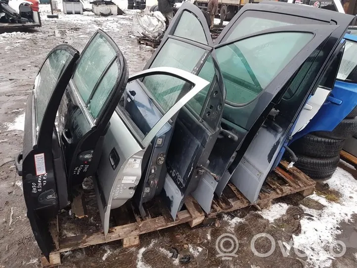 Opel Signum Porte arrière JUODOS