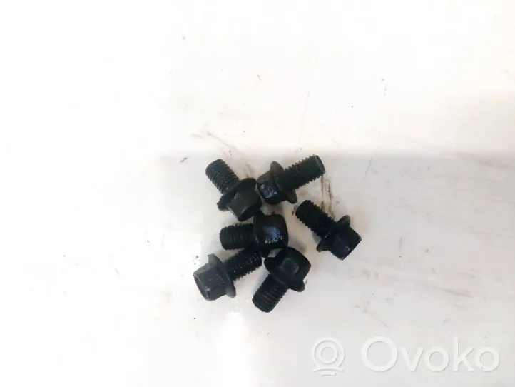 Ford Mondeo Mk III Nuts/bolts 