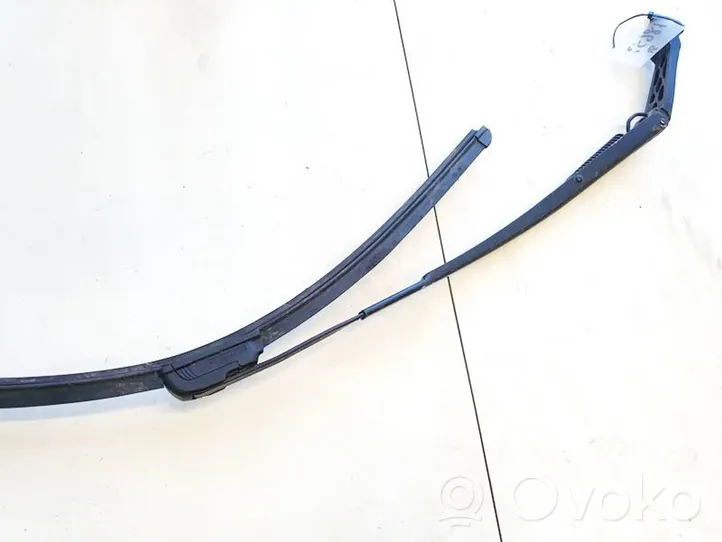 Toyota Corolla Verso AR10 Brazo del limpiaparabrisas delantero 7463