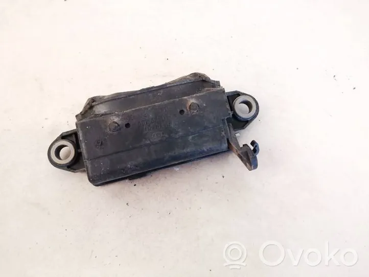 Audi A4 S4 B5 8D Etuoven ulkokahva 4a0839205