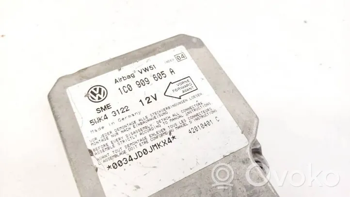 Volkswagen PASSAT B5.5 Sterownik / Moduł Airbag 1C0909605b