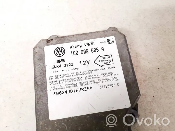 Volkswagen Transporter - Caravelle T5 Module de contrôle airbag 1c0909605a