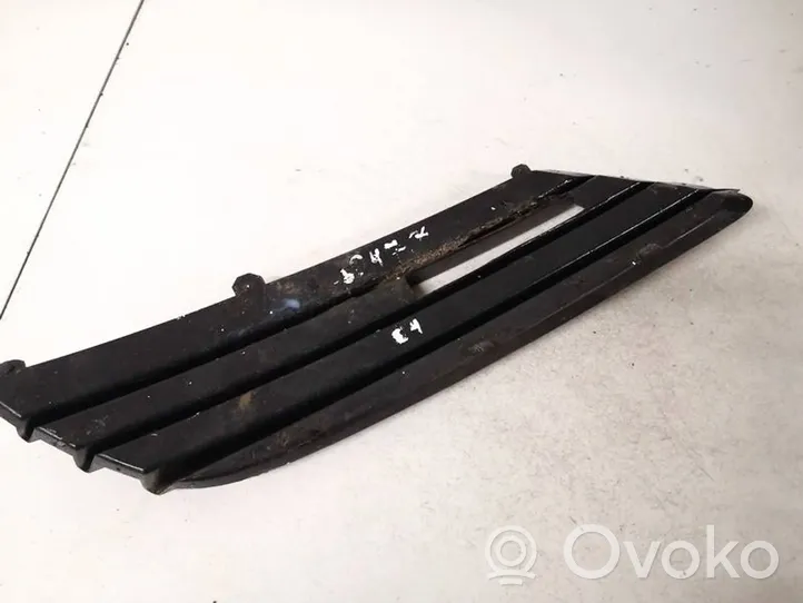 Opel Astra H Front bumper lower grill 13117250