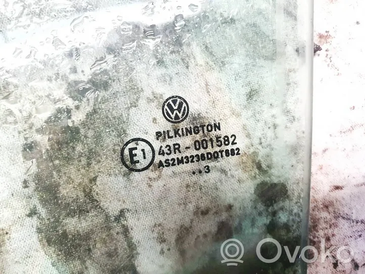 Volkswagen Touran I Vetro del finestrino della portiera anteriore - quattro porte 