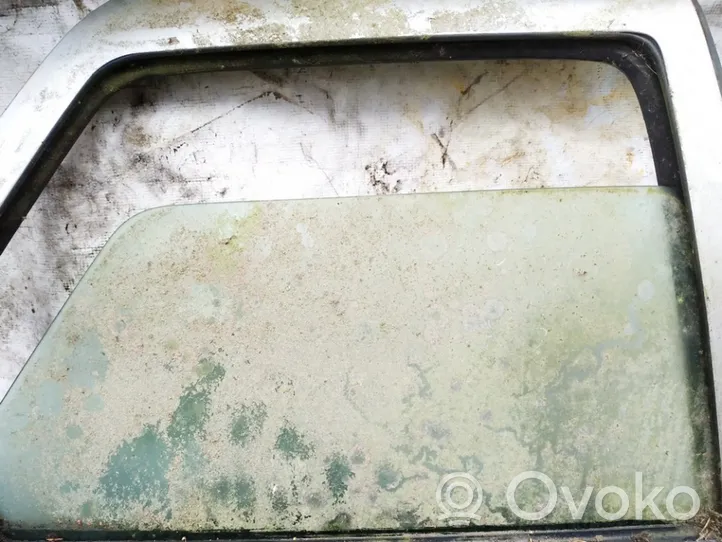 Ford Escort Vitre de fenêtre porte arrière 