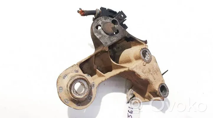 Audi A4 S4 B5 8D Support, suspension du moteur 4b0199352b