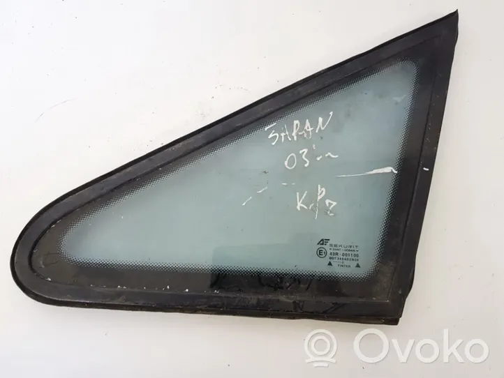 Volkswagen Sharan Front triangle window/glass 