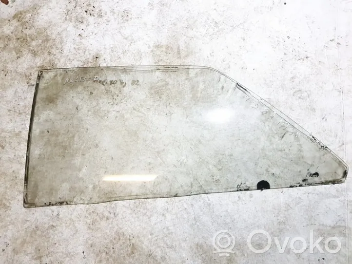 Audi 80 90 B2 Rear side window/glass 