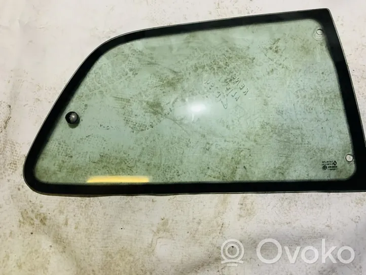 Renault Clio I Rear side window/glass 